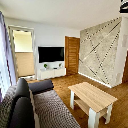 Jurajska Plaza - Nowoczesny Apartament Z Osobna Sypialnia, Parking Gratis - Κίελτσε Εξωτερικό φωτογραφία